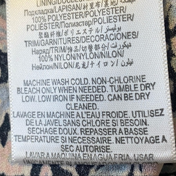 BCBGMAXAZRIA Bryanne Bare Pink Floral Shift Dress, Size Small - Picture 10 of 13